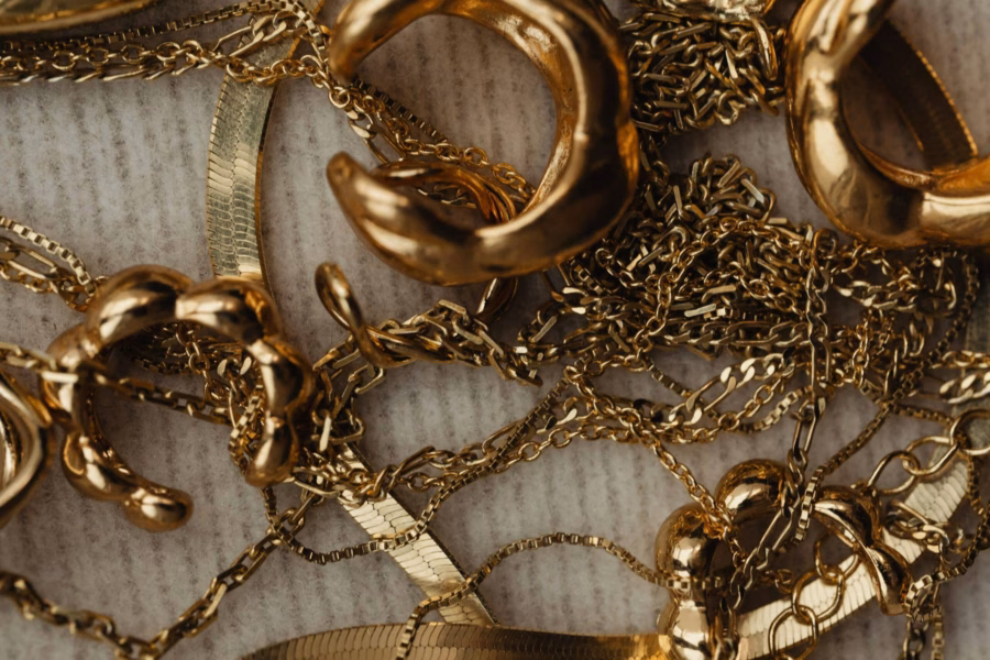 What Do Gold Carats Mean? 9ct, 14ct, 18ct and 24ct Explained
