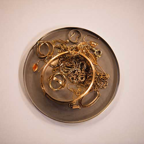 Broken Gold and Scrap Gold: Is It Worth Anything – and How Is It Valued?
